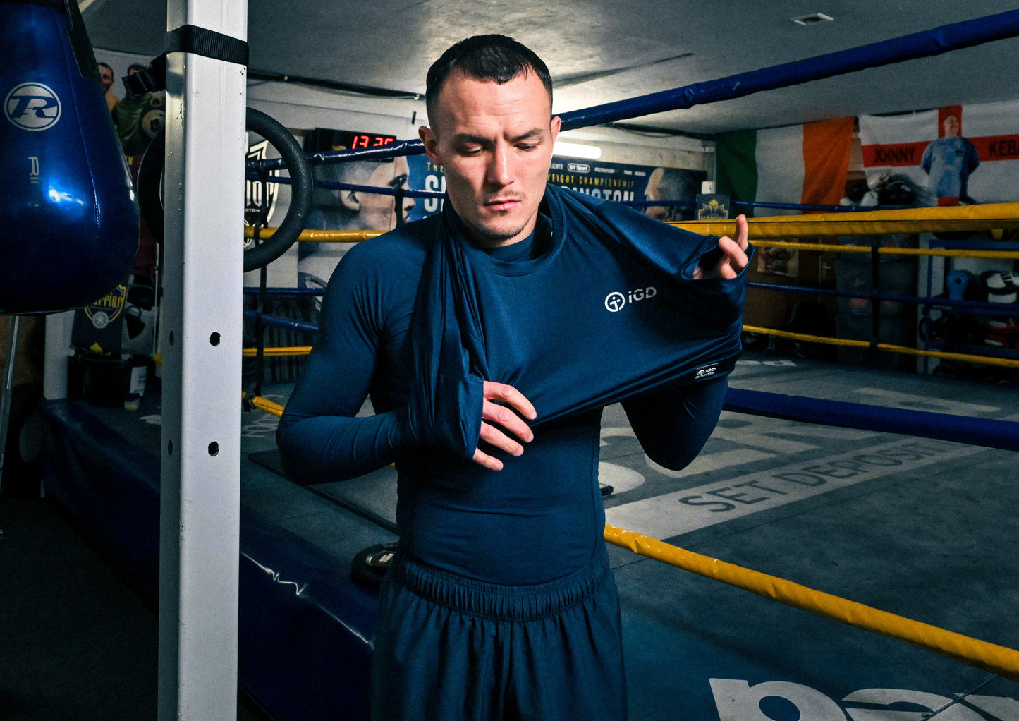 Mens sportswear