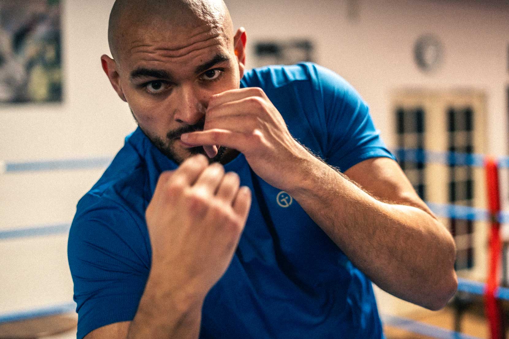Boxing Shadow Player Shadow Boxing for Beginners: Mastering the Basics – IGD Sport