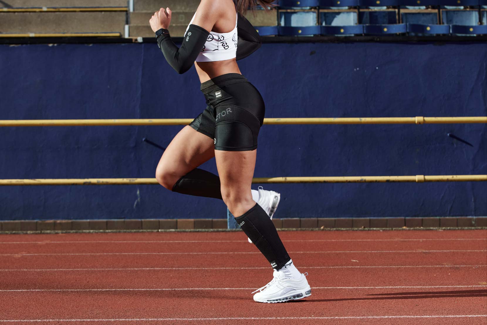 COMPRESSION ACCESSORIES WOMEN – IGD Sport